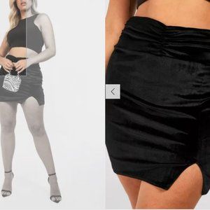 VELVET MINI SKIRT!